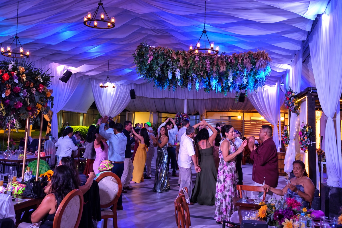 Boda de Jenny y Alex en Jardín Allegra 55.